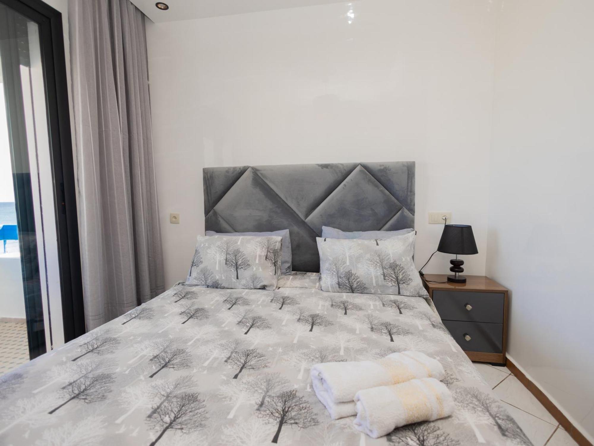 Luxury Vista Mar Apartment Мартил Екстериор снимка