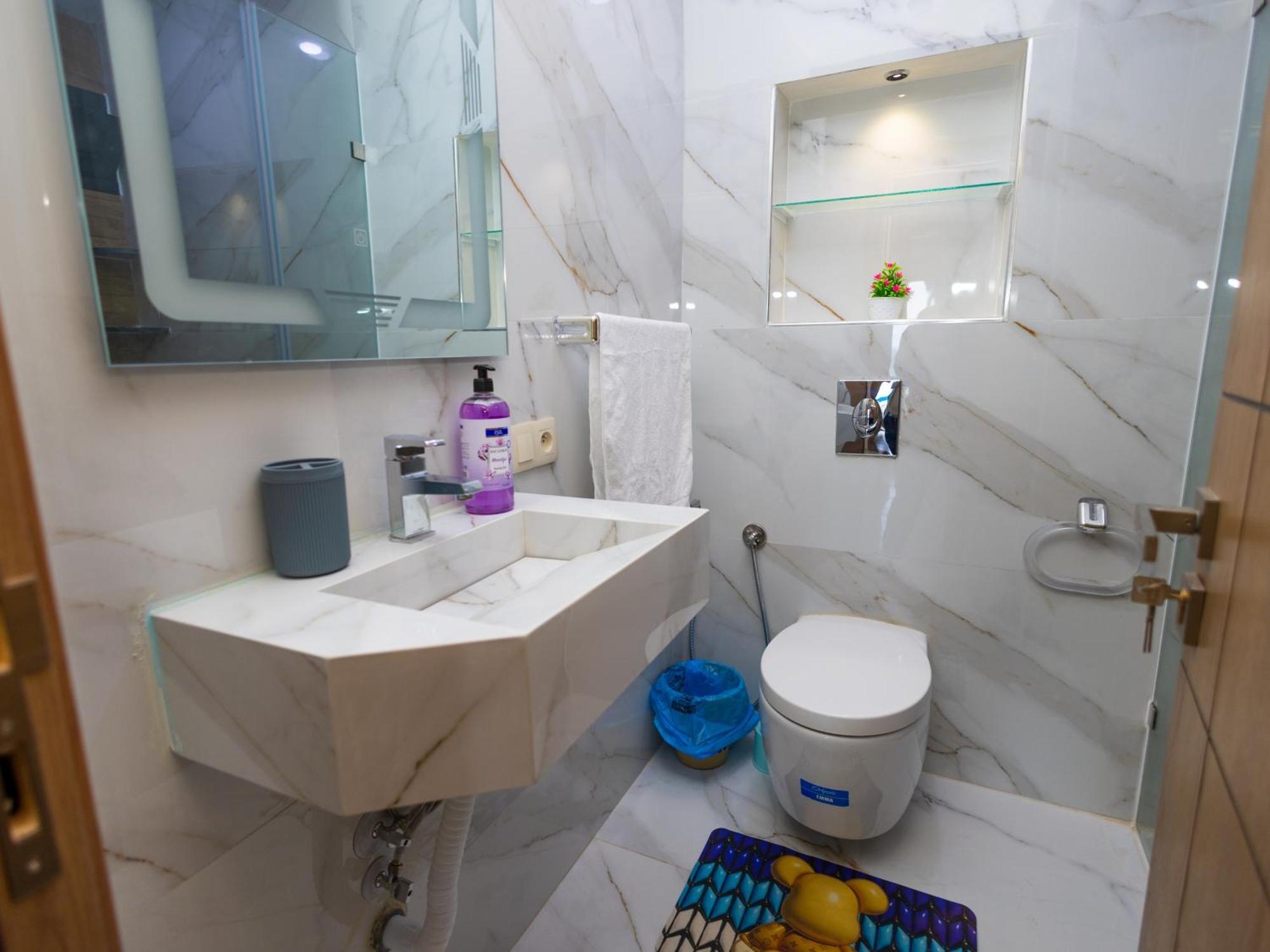Luxury Vista Mar Apartment Мартил Екстериор снимка